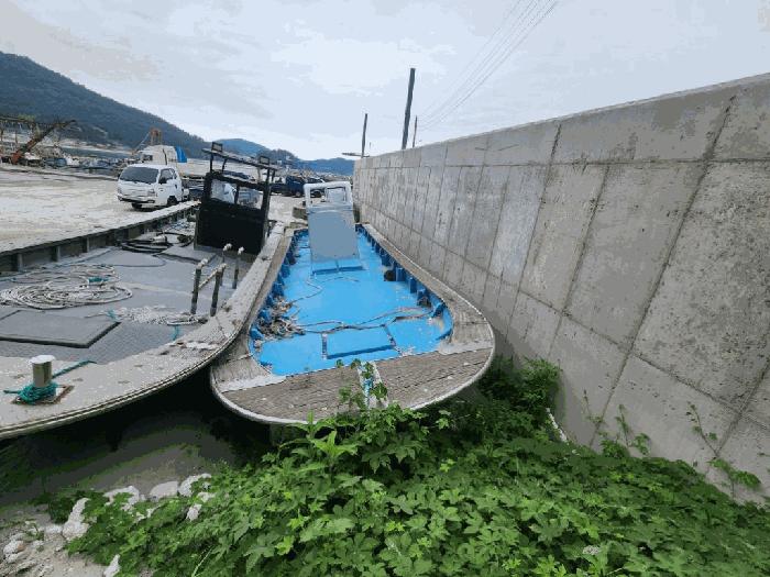 전라남도 완도군 보길면 . .